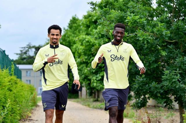 1722097162125041748.jpg everton 2.jpg